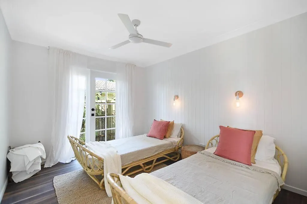 The River Shack, Vintage Luxe, Right Beside River 努萨维尔 度假居